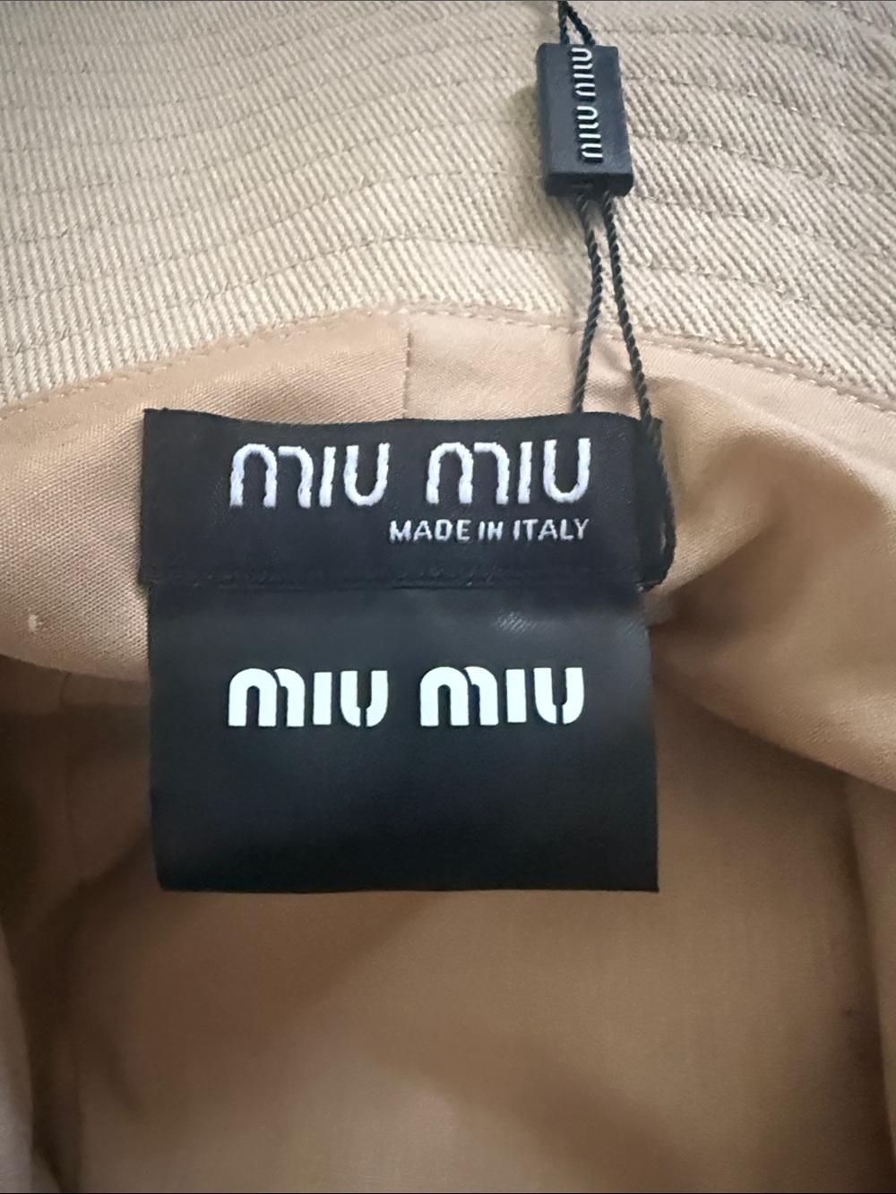 Miu Miu Cream Wide-Brim Sun Hat with Embroidered Logo - Picture 4 of 4